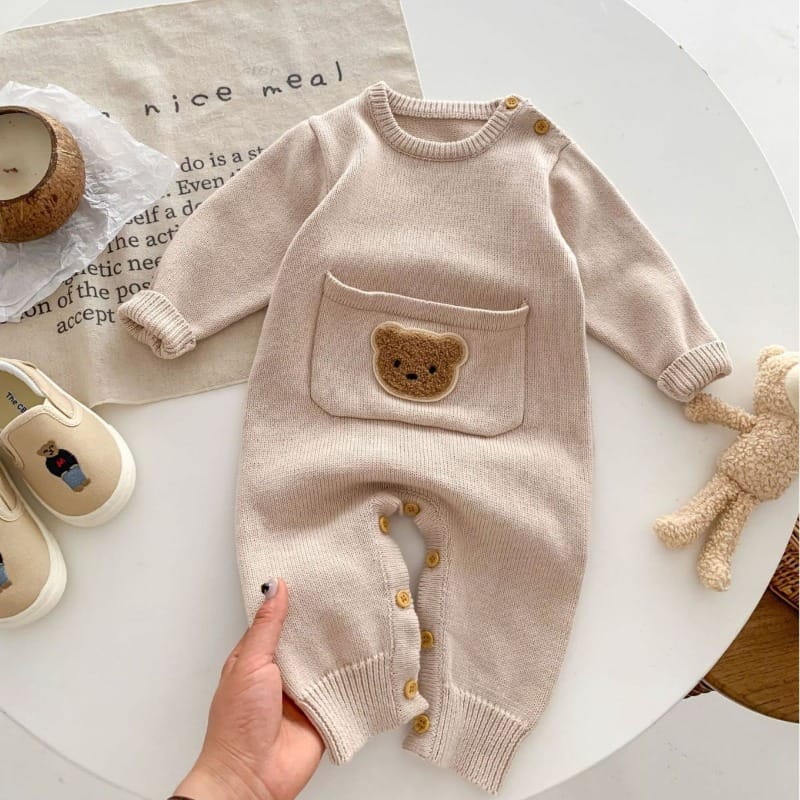【BABY】くまボアポケット長袖ニットロンパース