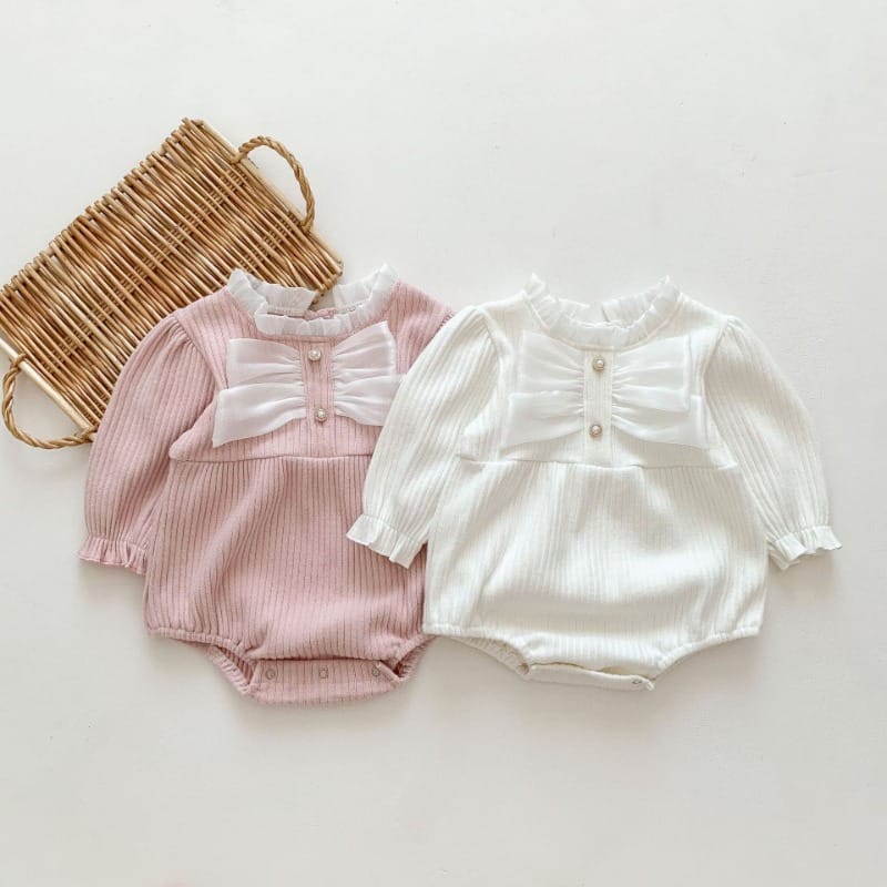 【BABY】フロントリボンフリルリブ長袖ロンパース