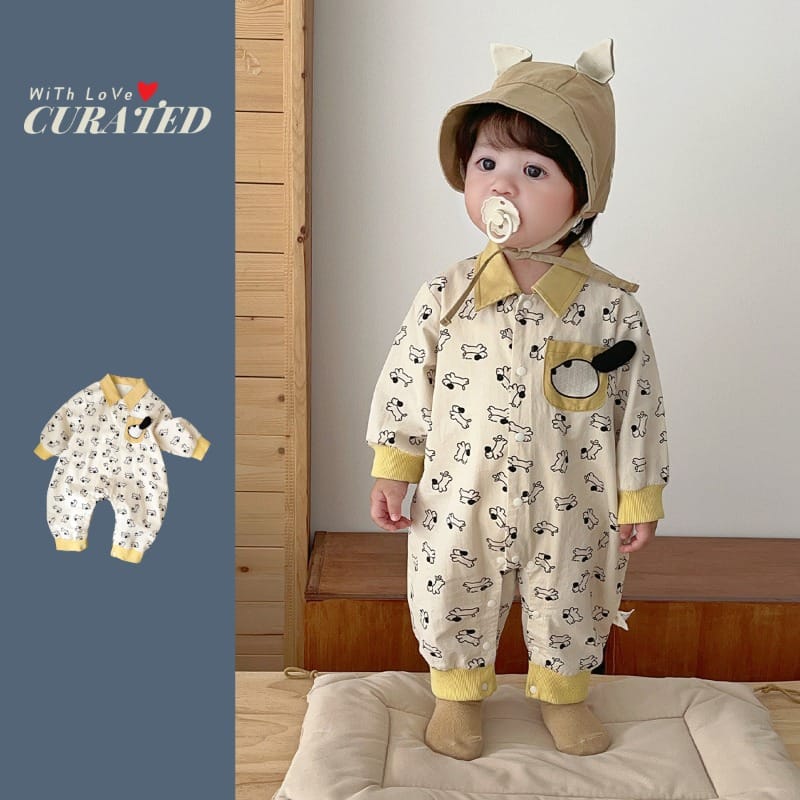 【BABY】フライングドッグ総柄襟付きロンパース