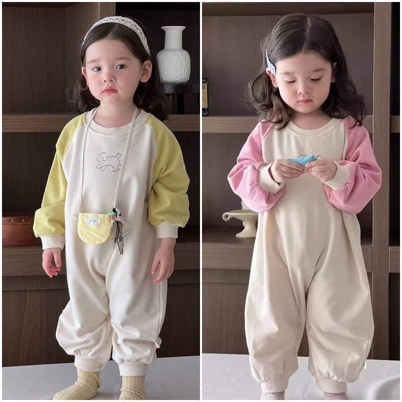 【BABY】ワンちゃん配色ラグラン長袖カバーオール