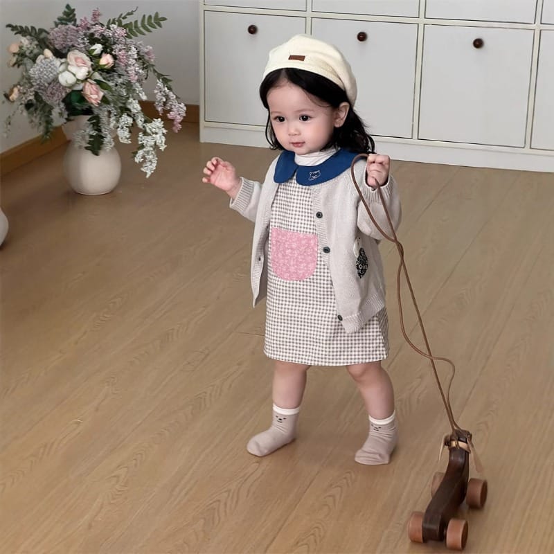 【BABY】フラワーポケット長袖ニットカーディガン
