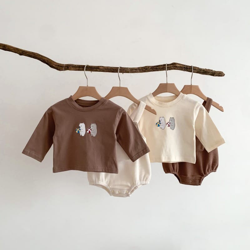 【BABY】ビーチくまイラストプリント長袖Tシャツ