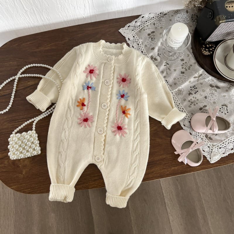 【BABY】ベラ花刺繍フロントボタンニットロンパース