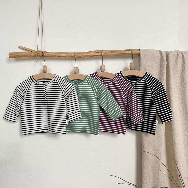 ロロストライプヘンリーネック長袖Tシャツ