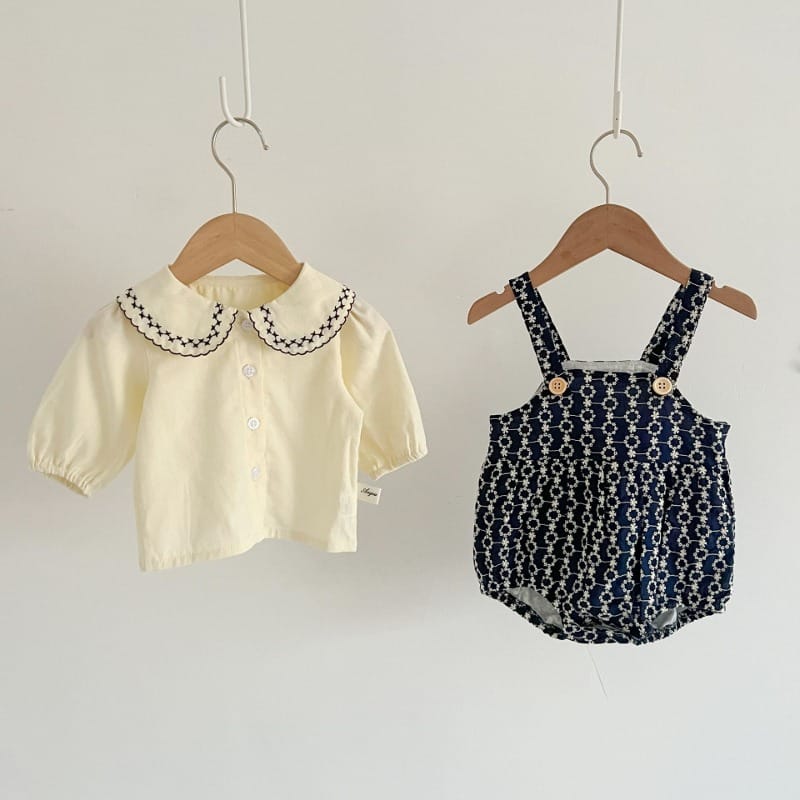 タンポポ刺繍ブラウスサスペンダーロンパースセット