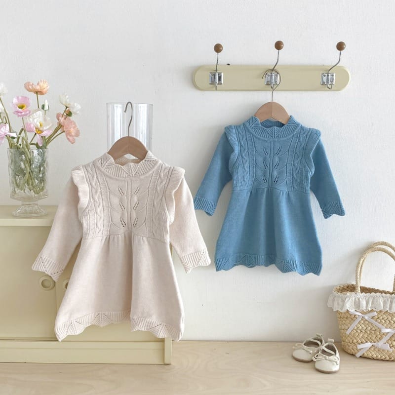 【BABY】フリルスカラップAラインニットワンピース