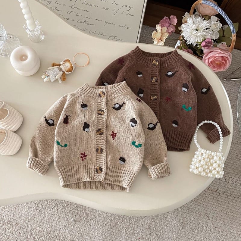 【BABY】どんぐり刺繍フロントボタンベビーニットカーディガン