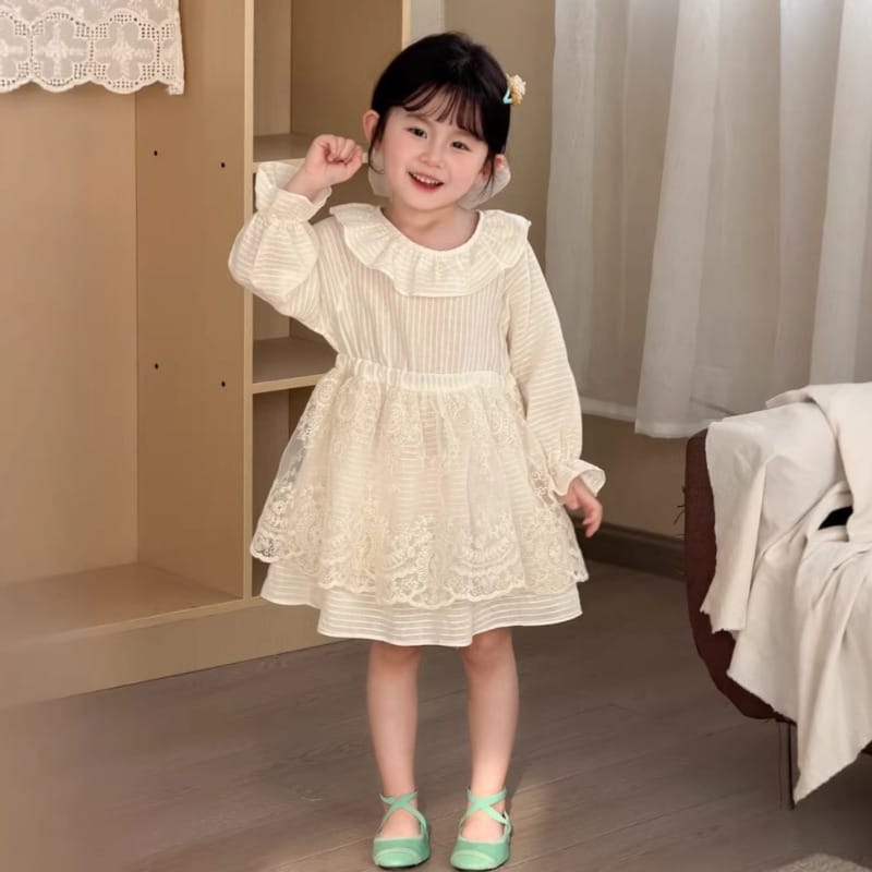 レモンクリームフリルレースプリンセスワンピース