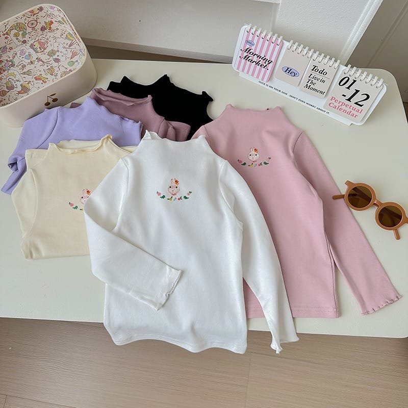 フラワーうさぎハイネック長袖Tシャツ