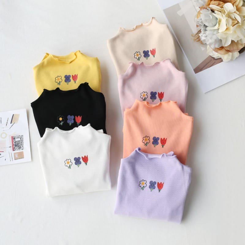 三連フラワーフリル長袖Tシャツ