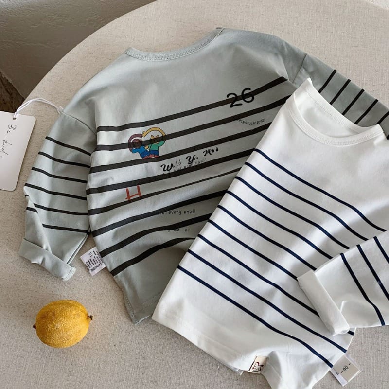 ストライププリントクルーネック長袖Tシャツ