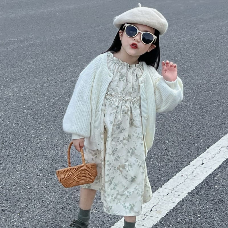 天使の小花柄シャーリング長袖ワンピース