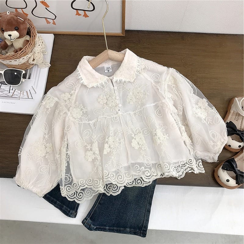 総レースフラワー刺繍襟付き長袖ブラウス