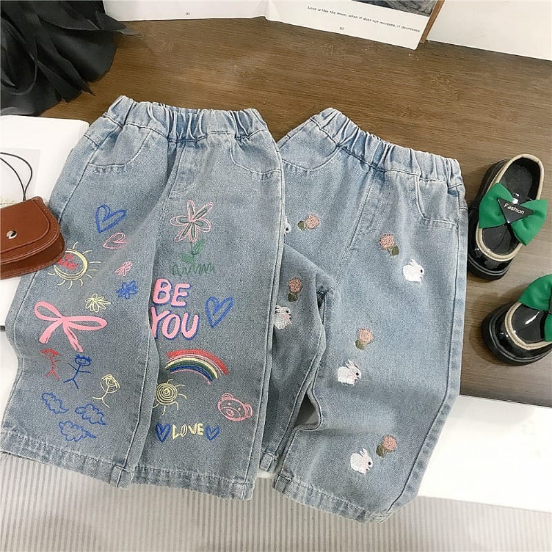 クレヨンスケッチイラストデニムパンツ
