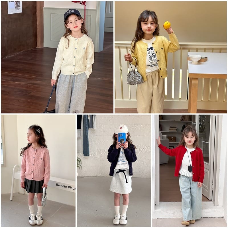 【KID】ワンポイント刺繍ケーブル編みニットカーディガン