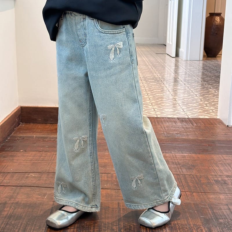 リボン刺繍ウォッシュストレートデニムパンツ