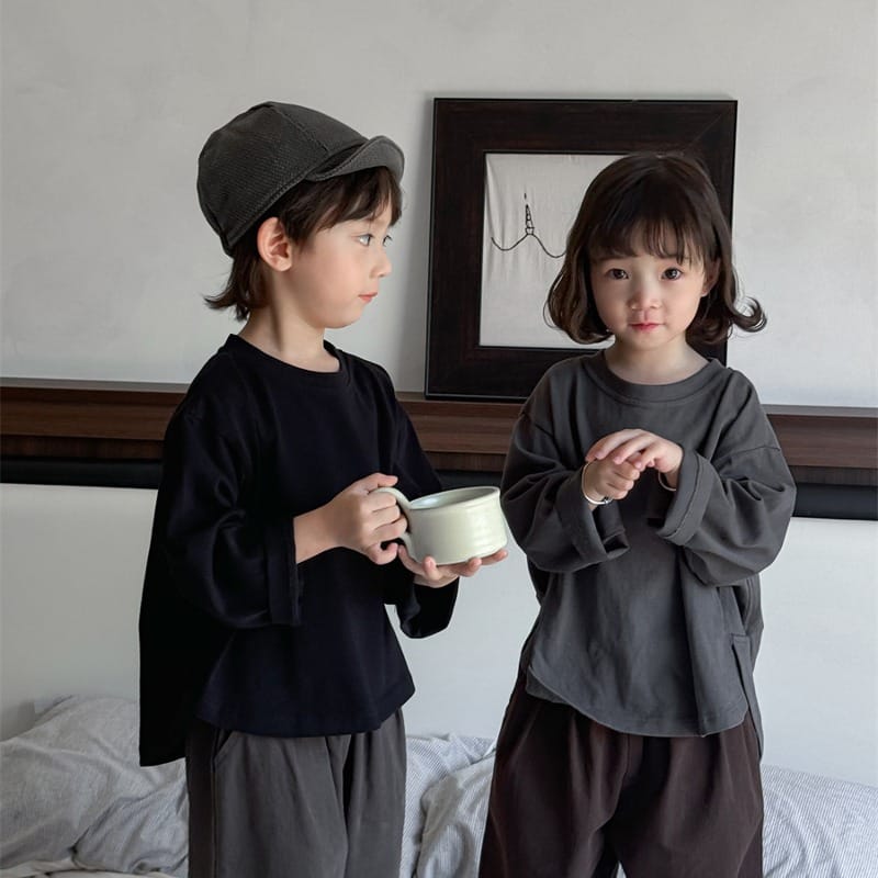 【KID】イレギュラーヘムベーシック長袖Tシャツ