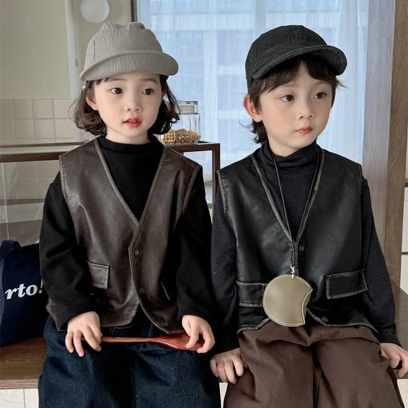 【KID】レトロヴィンテージ風フェイクレザーベスト