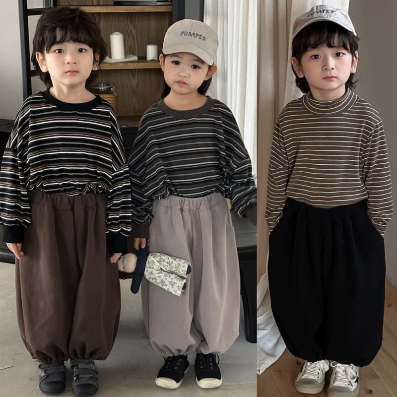 ゆったりハイウエストニットバルーンジョガーパンツ