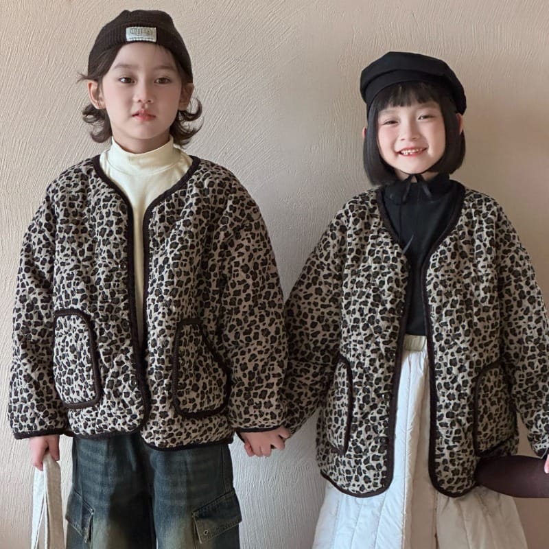 レオパードキルティングノーカラー中綿ジャケット