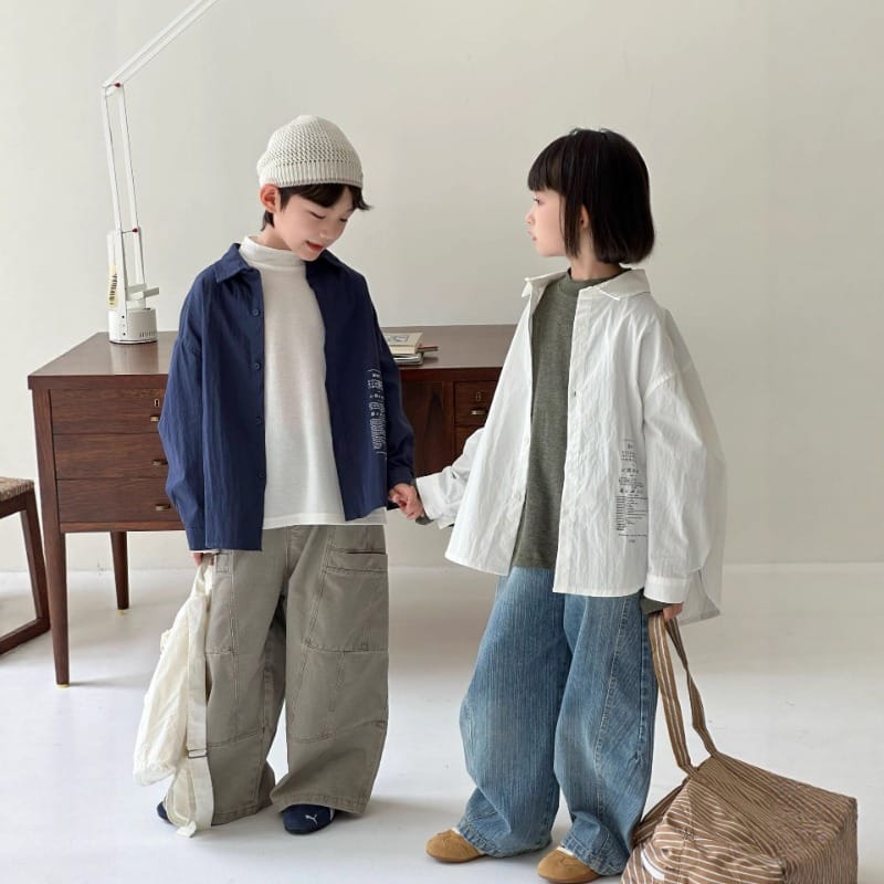 【KID】サイド英字ロゴプリント長袖カジュアルシャツ