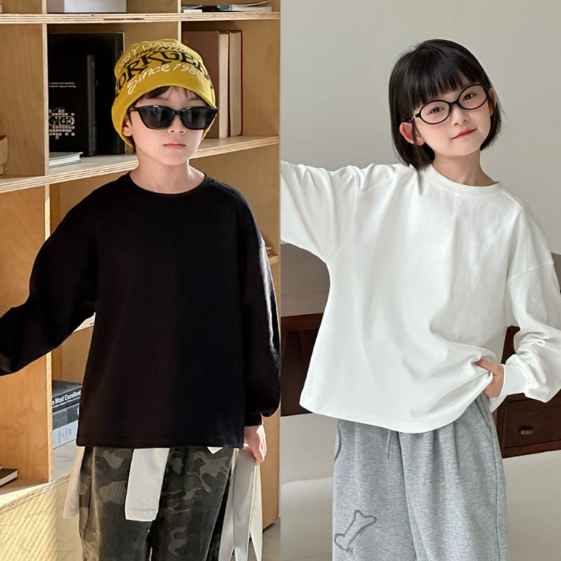【KID】パッチデザインベーシック無地長袖Tシャツ