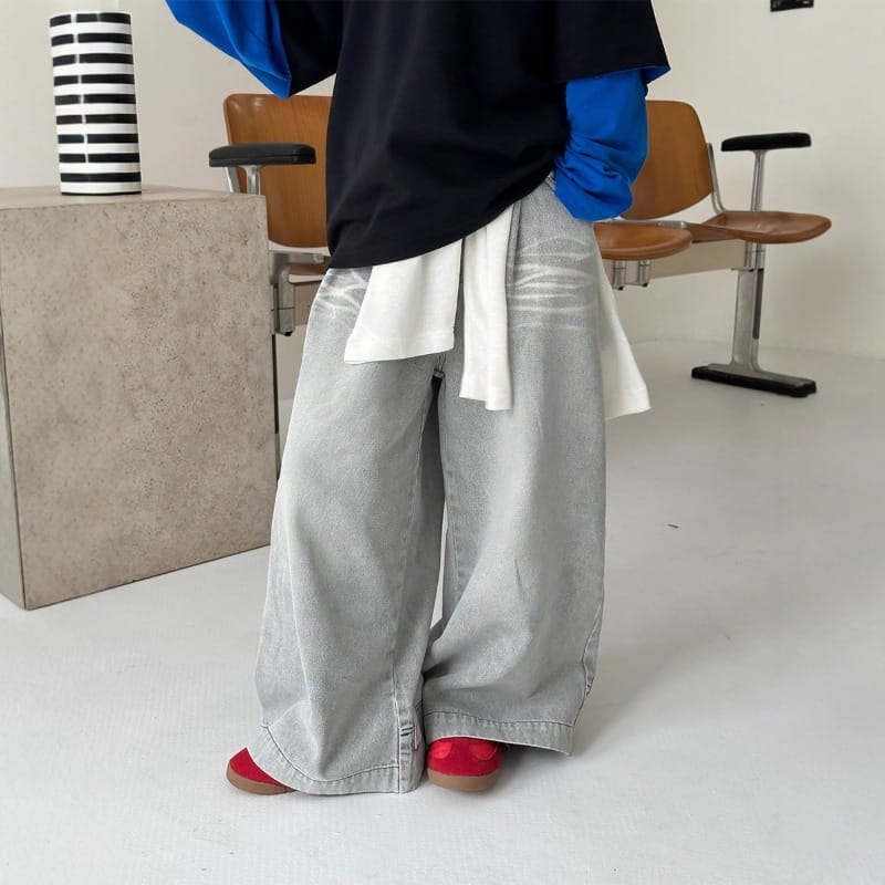 クラウドウォッシュワイドストレートデニムパンツ