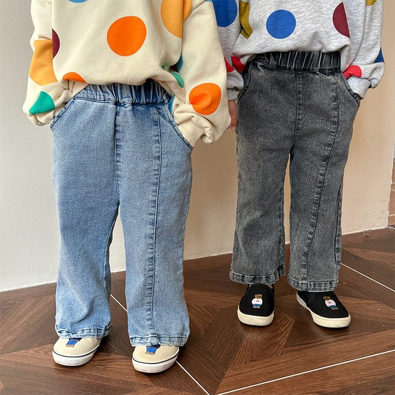 センターシームストレッチデニムパンツ