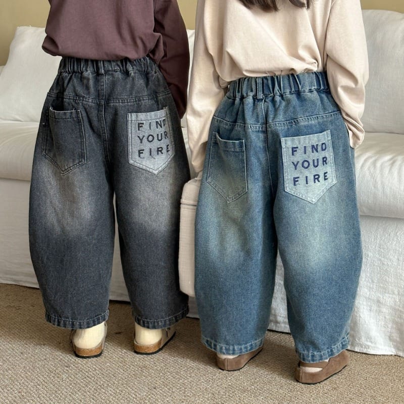 【KID】ファインドファイヤーバックロゴデニムパンツ