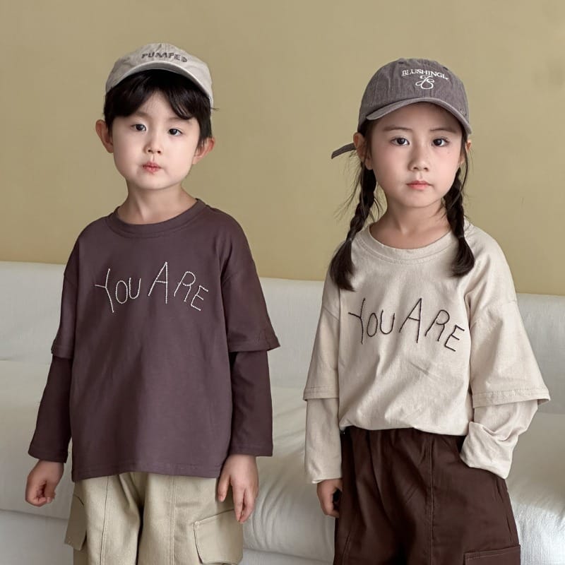レタリングフェイクレイヤード長袖Tシャツ