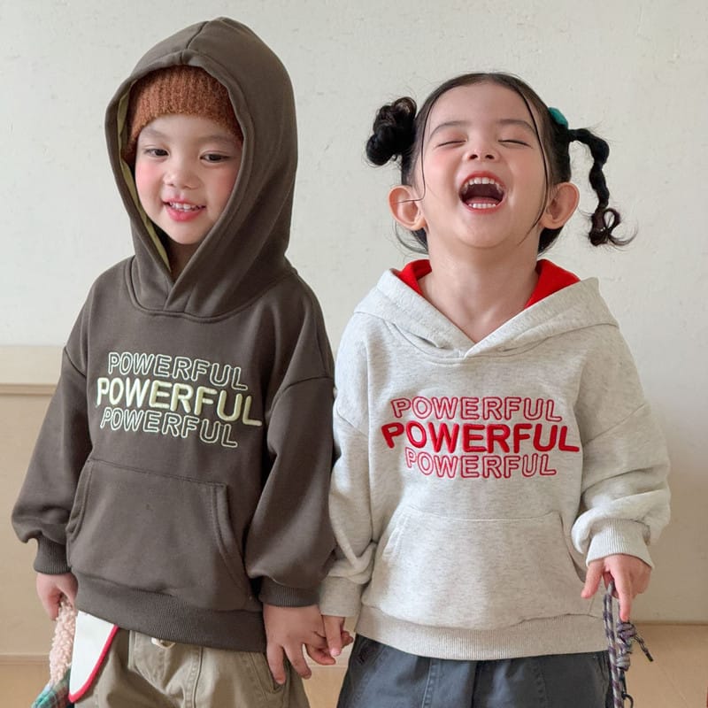 トリプルパワー英字ロゴプリントフードパーカー