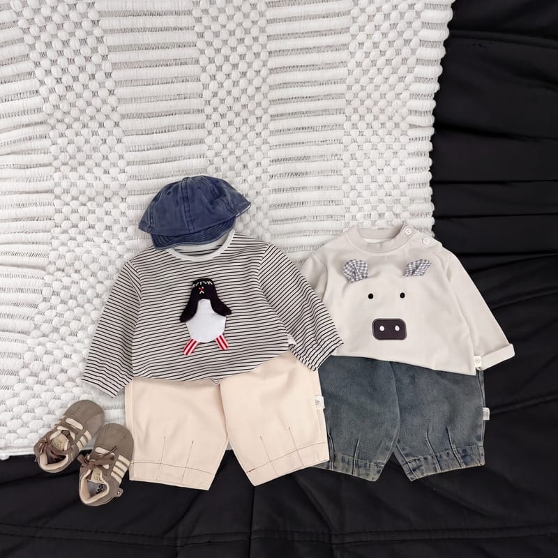 ペンギンキャラクター長袖ストライプTシャツ