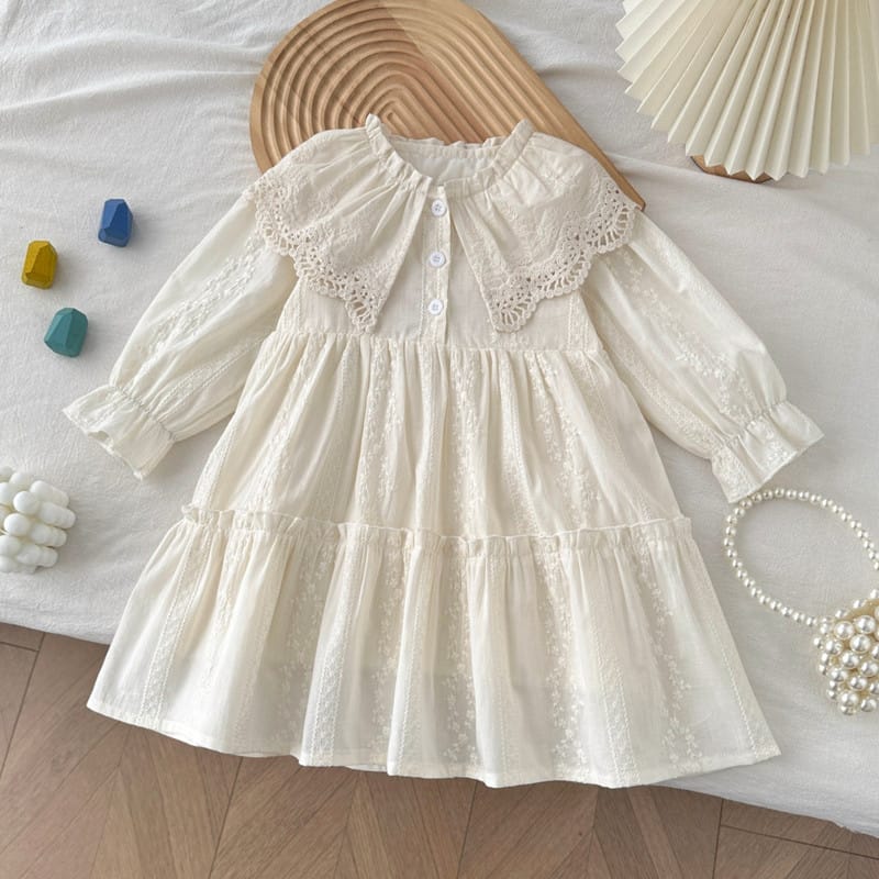 【KID】花柄刺繍レースビッグカラー長袖ワンピース