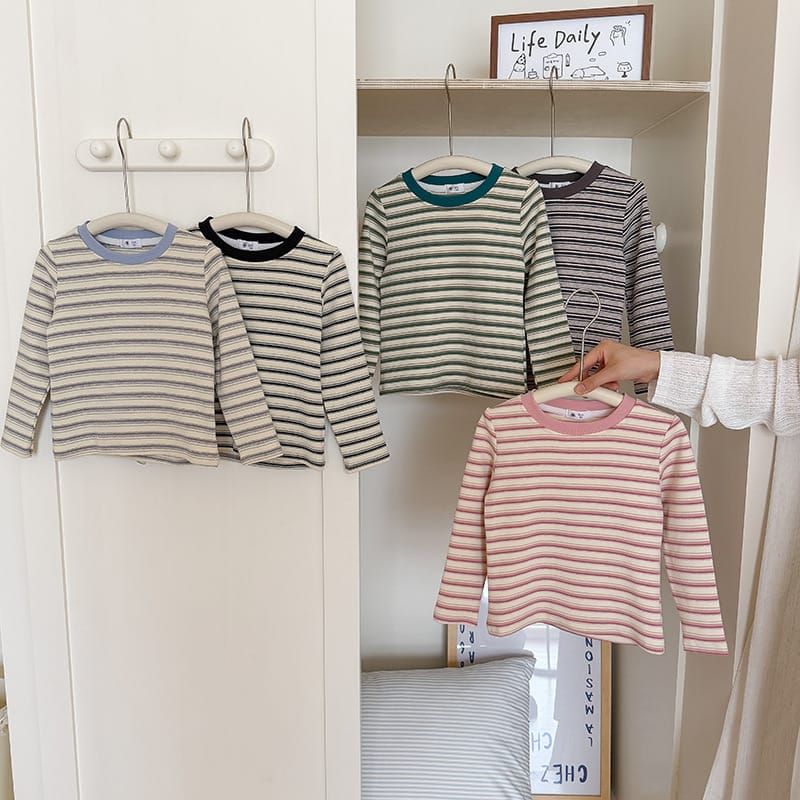 配色ネックストライプ長袖Tシャツ
