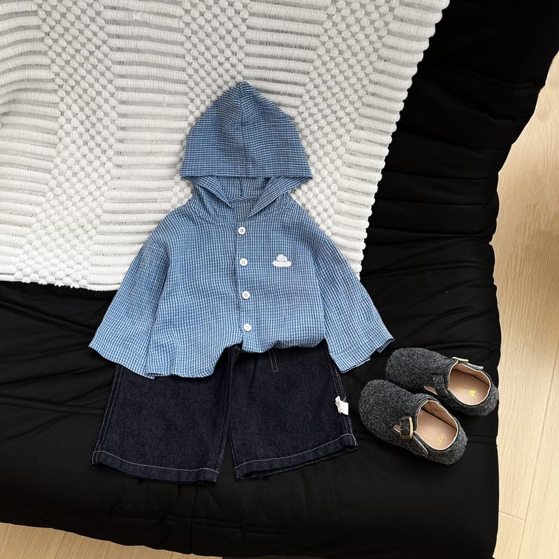 【BABY】ブルーチェック刺繍フード付き長袖ジャケット