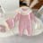 ピンク